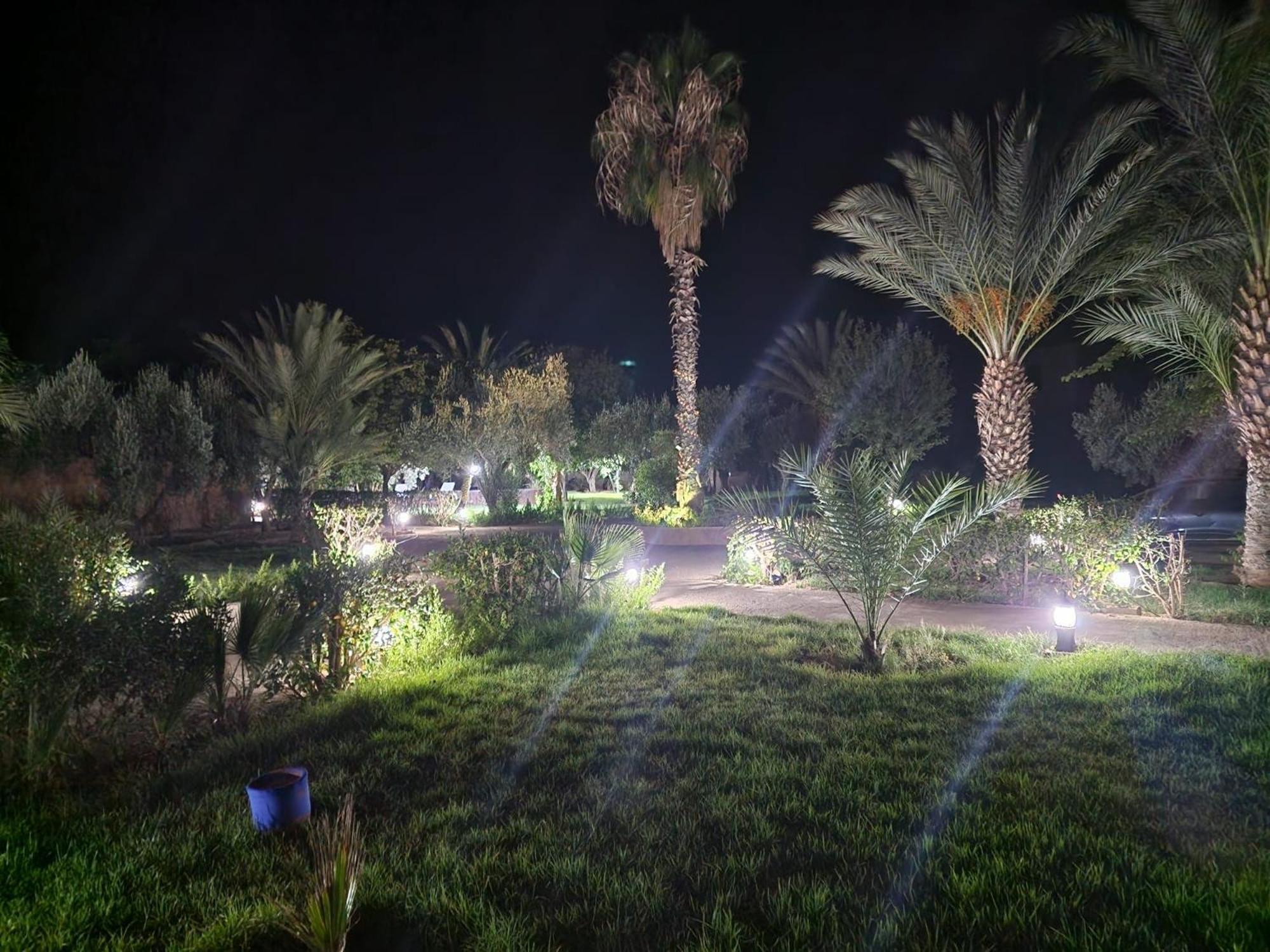 Le Domaine De Carole Marrakech Bed & Breakfast Douar Akkara Dış mekan fotoğraf